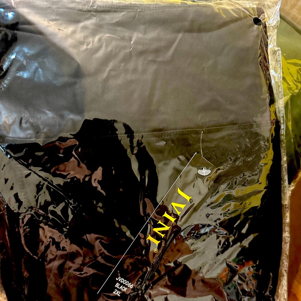 Ladies Jvini Plus size 2XL Black leggings new in plastic bag